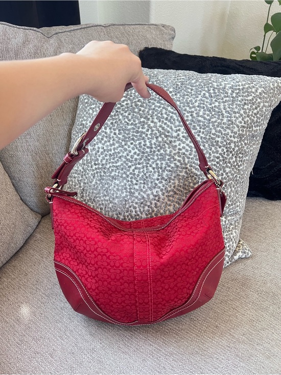 Coach Handbags - Coach Vintage Y2k Cherry Red Soho Bag